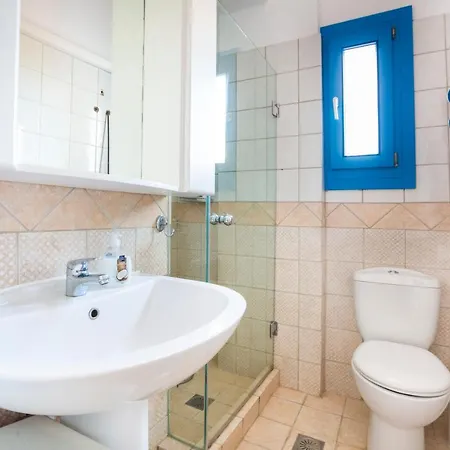 Paradise's Nest Argostolion